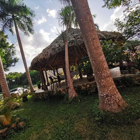 Hotel Doralba Inn Chichen Kültér fotó