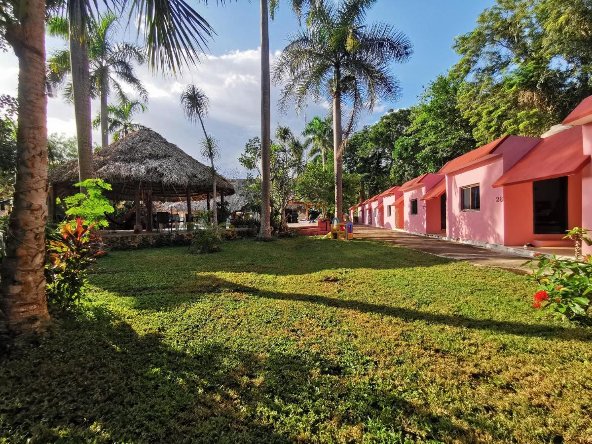 Hotel Doralba Inn Chichen Kültér fotó