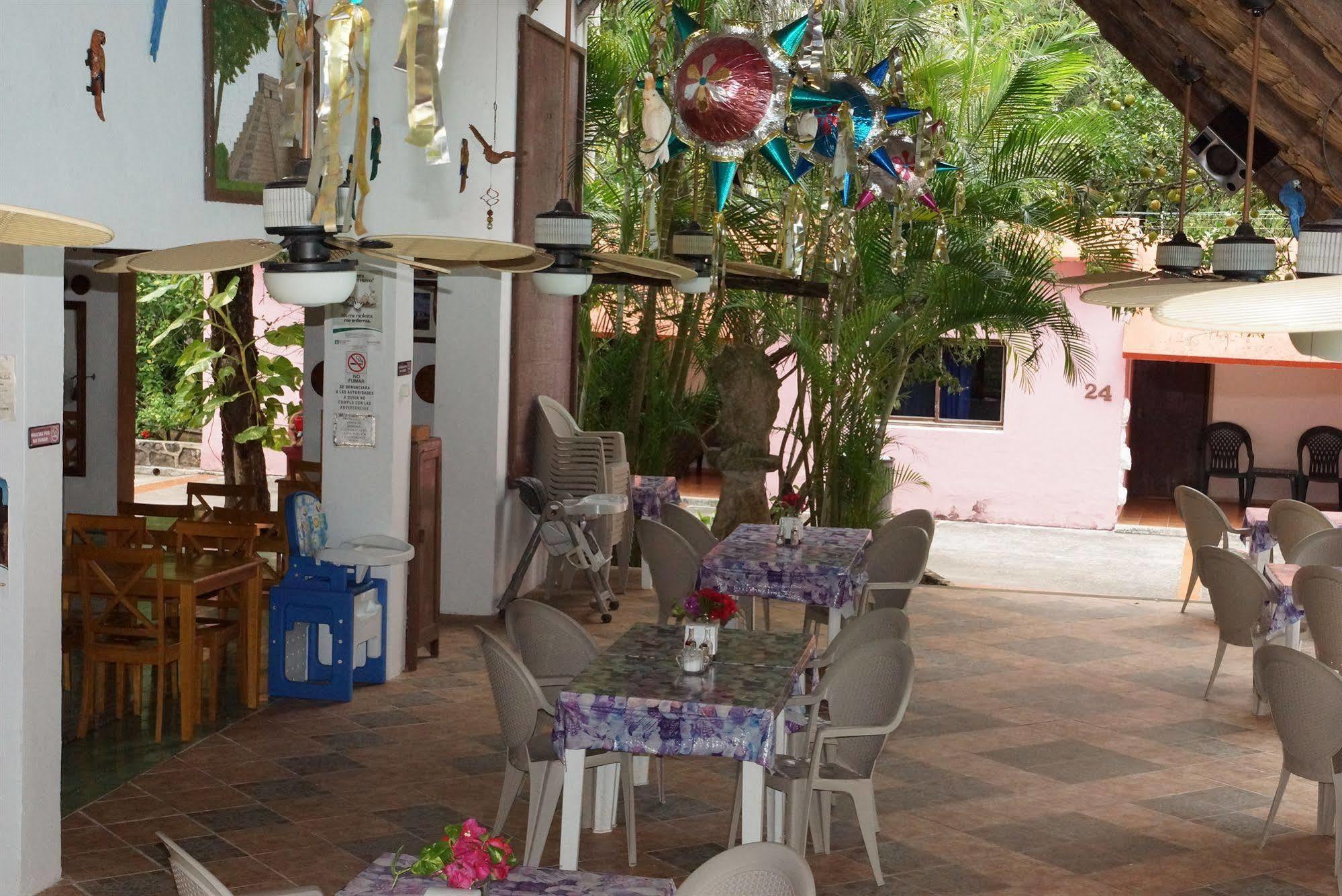 Hotel Doralba Inn Chichen Kültér fotó
